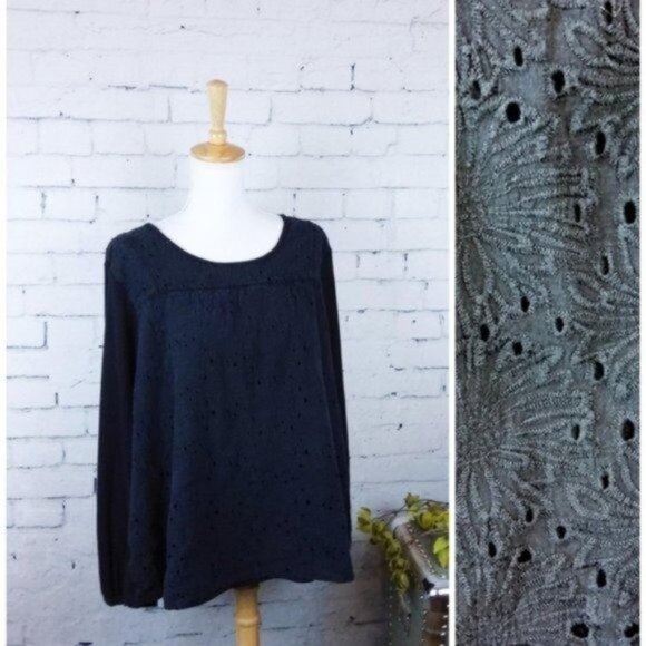 Lane Bryant Eyelet Floral Embroidered Top 22/24 - Picture 1 of 9